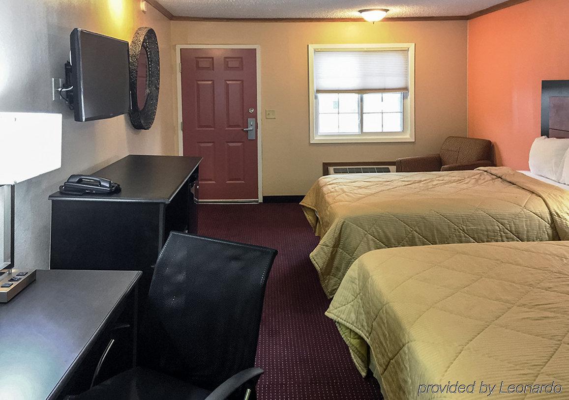 Rodeway Inn West Dodge Омаха Экстерьер фото